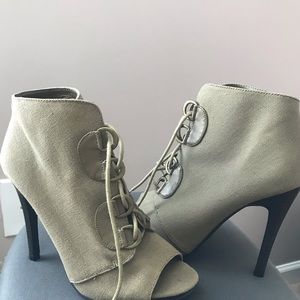 ELLE Olive Ankle Boots